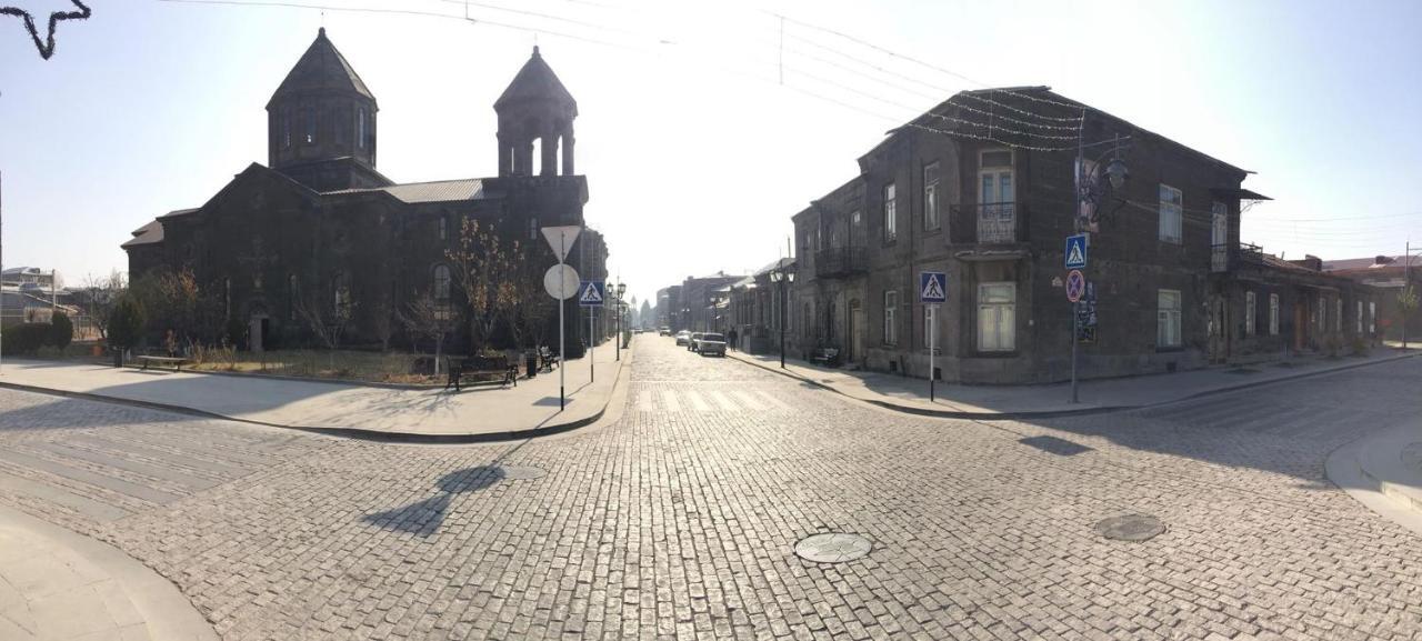 Posutochny Gostevoi Dom Hotel Gjoemri Buitenkant foto